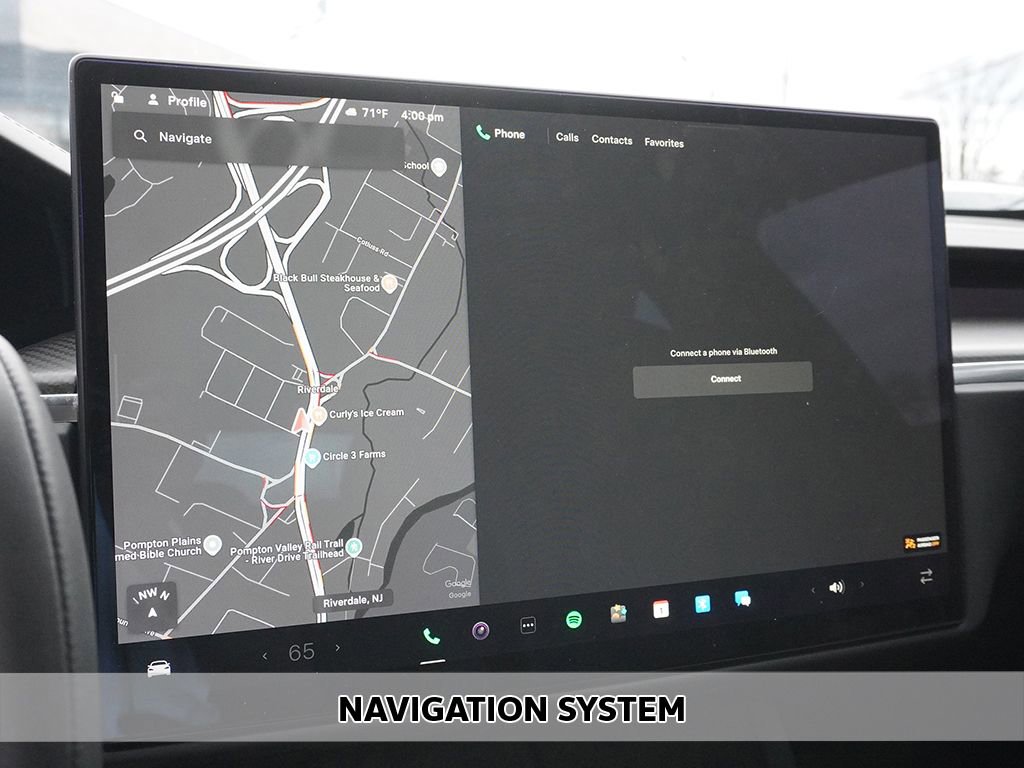 Used 2022 Tesla Model S Plaid image 4