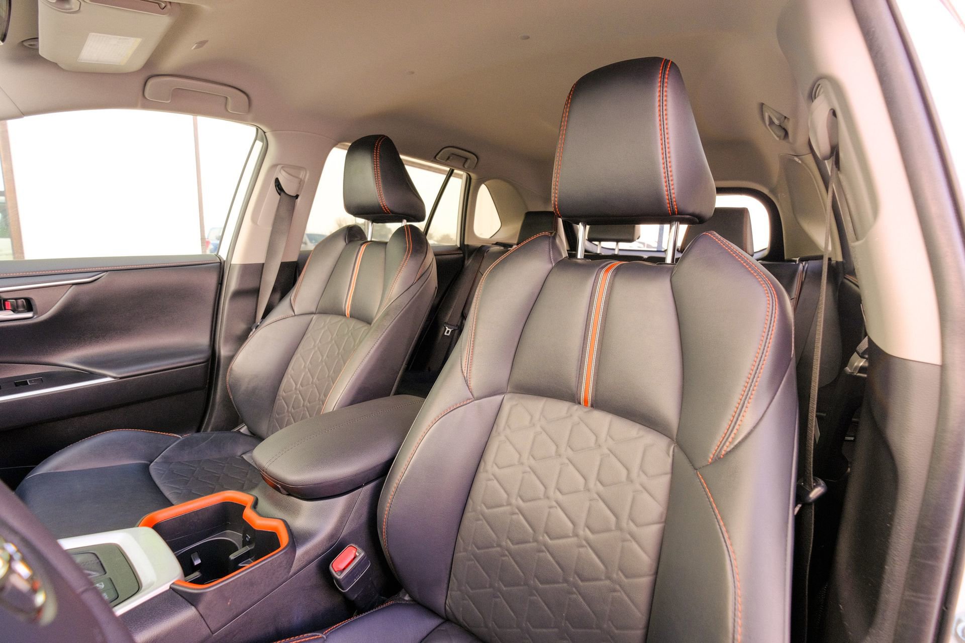 Used 2024 Toyota RAV4 Adventure image 25