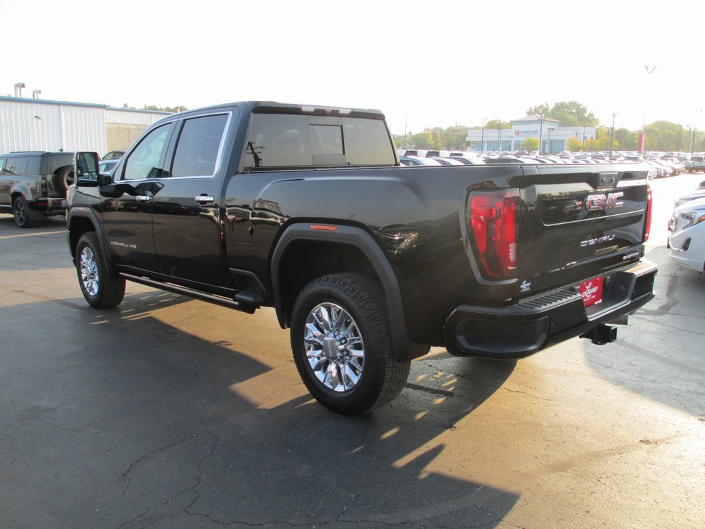 Certified 2022 GMC Sierra 3500 Denali image 9