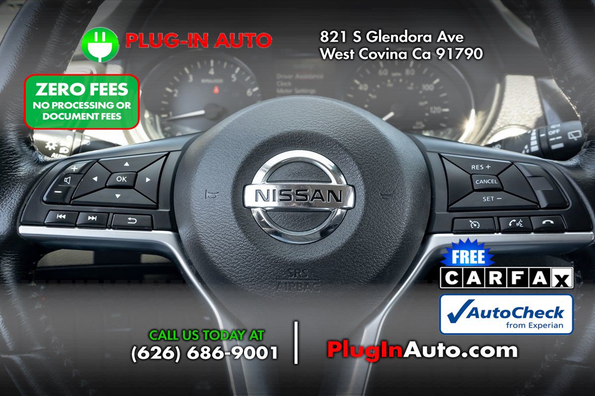 Used 2017 Nissan Rogue Sport SL w/ SL Premium Package FWD image 17