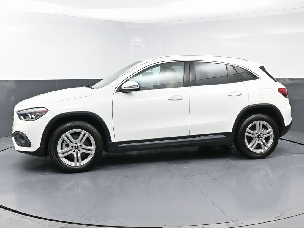 Used 2022 Mercedes-Benz GLA 250 GLA 250 w/ Premium Package Lite image 6