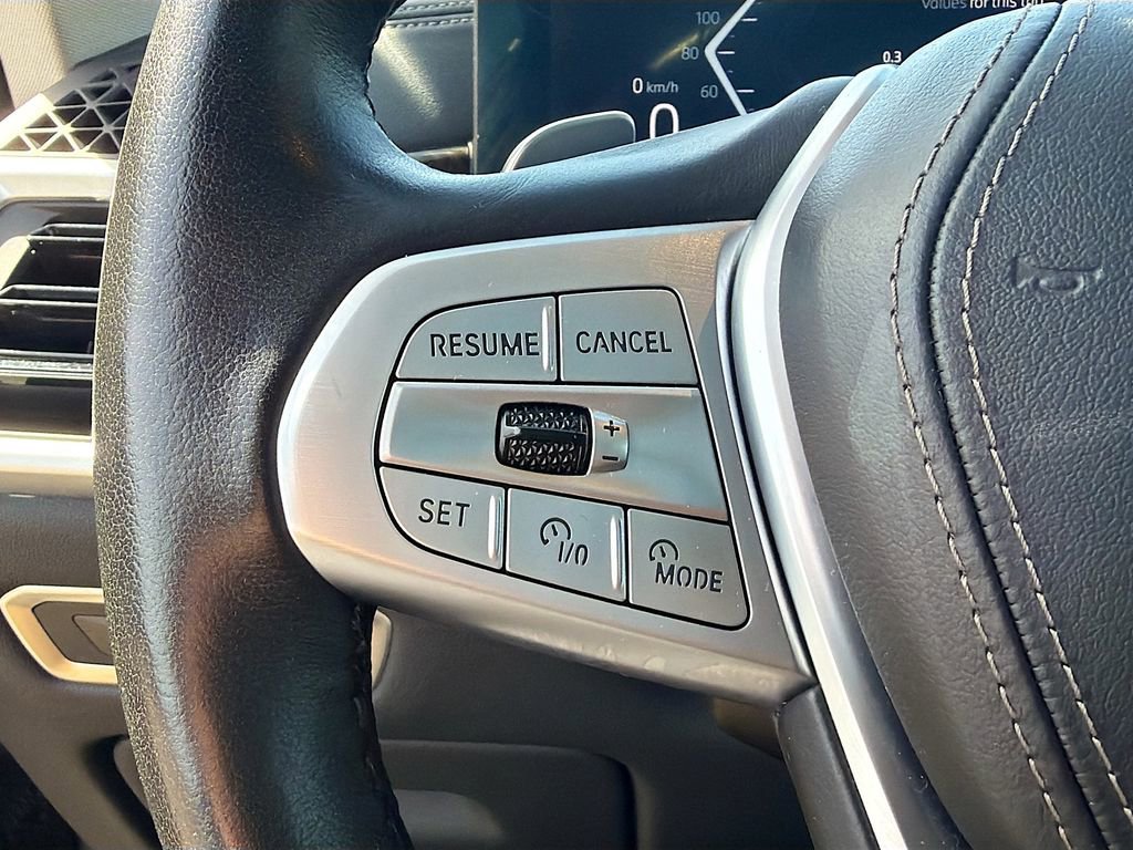 Used 2024 BMW X7 xDrive40i AWD/4WD image 37