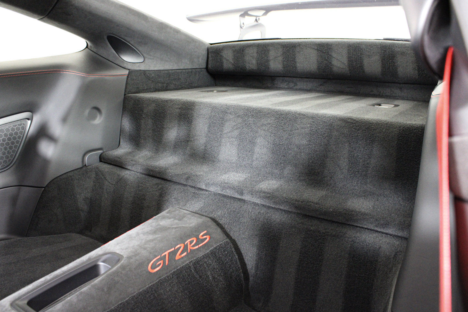 Used 2018 Porsche 911 GT2 RS RWD image 41