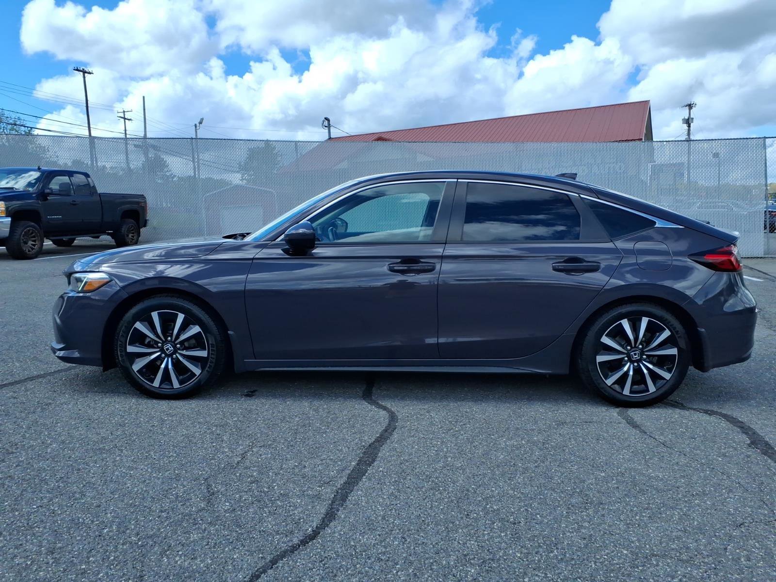 Used 2022 Honda Civic EX-L image 3