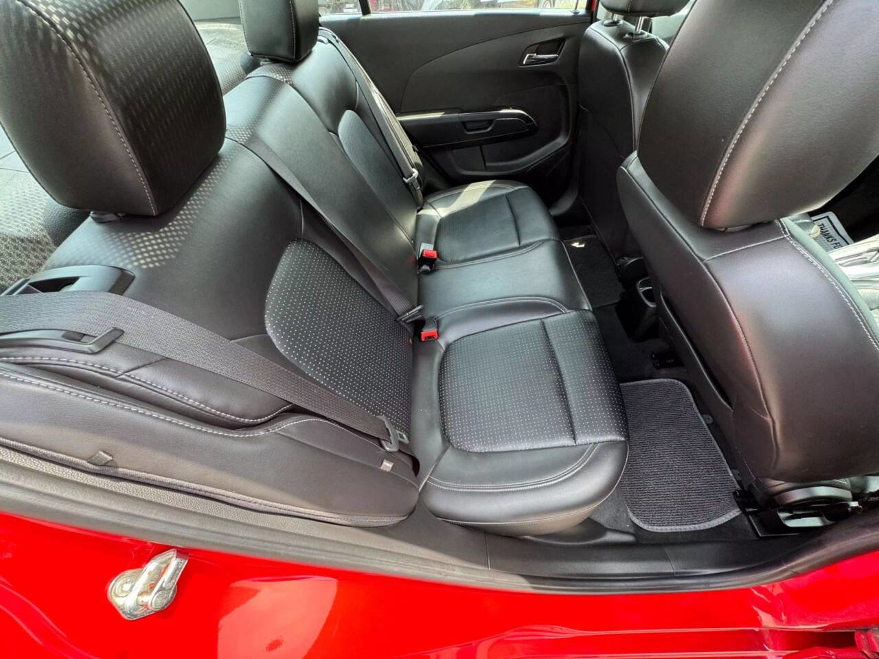 Used 2020 Chevrolet Sonic Premier FWD image 19