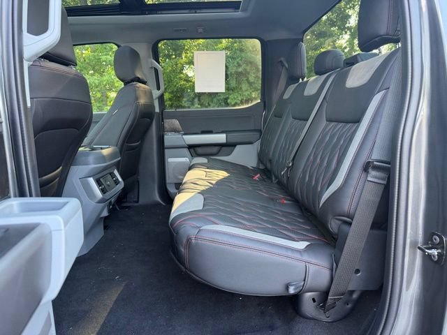 New 2026 Ford F250 XLT w/ XLT Premium Package AWD/4WD image 18