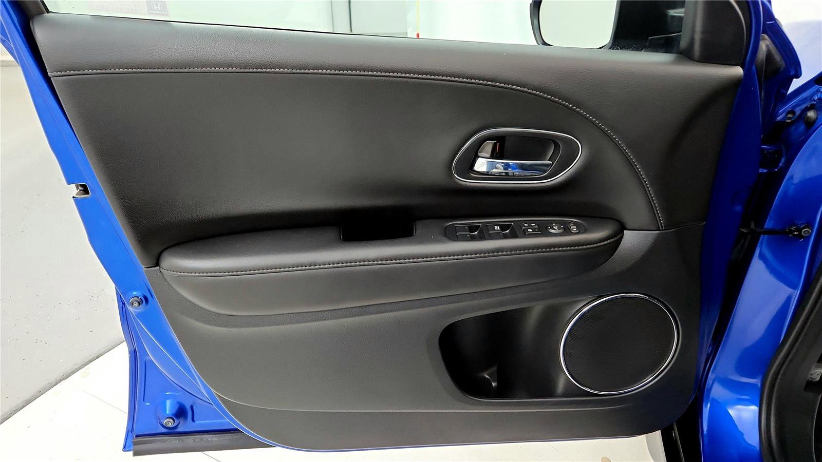 Used 2021 Honda HR-V EX-L image 34