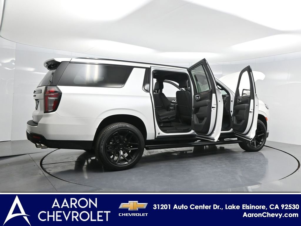 New 2024 Chevrolet Suburban High Country AWD/4WD image 4