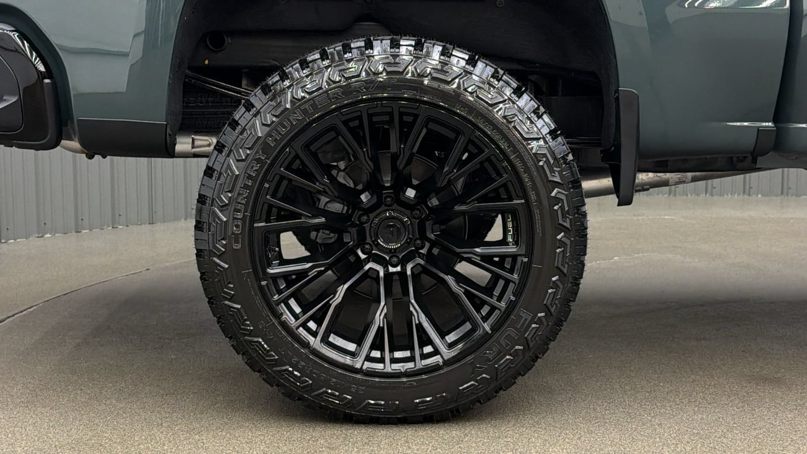 Used 2026 Chevrolet Silverado 1500 LT Trail Boss w/ LT Trail Boss Premium Package AWD/4WD image 9