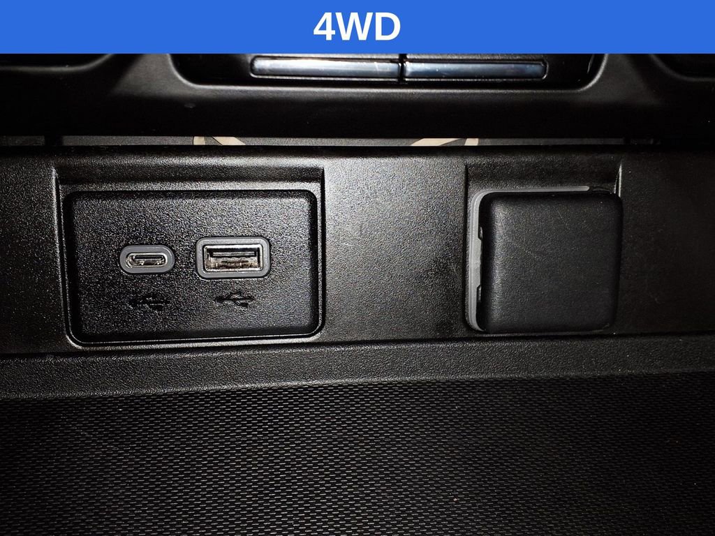 Used 2023 Chevrolet Tahoe Premier image 25