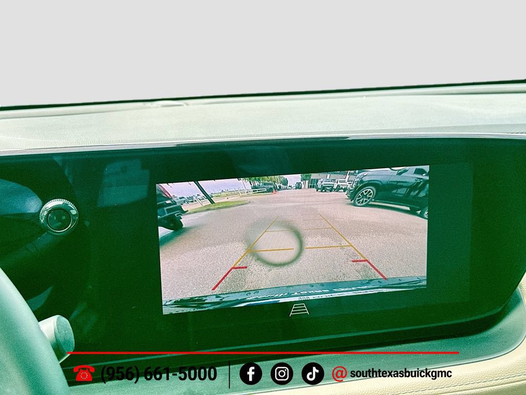 Used 2025 Buick Encore GX Sport Touring FWD image 17
