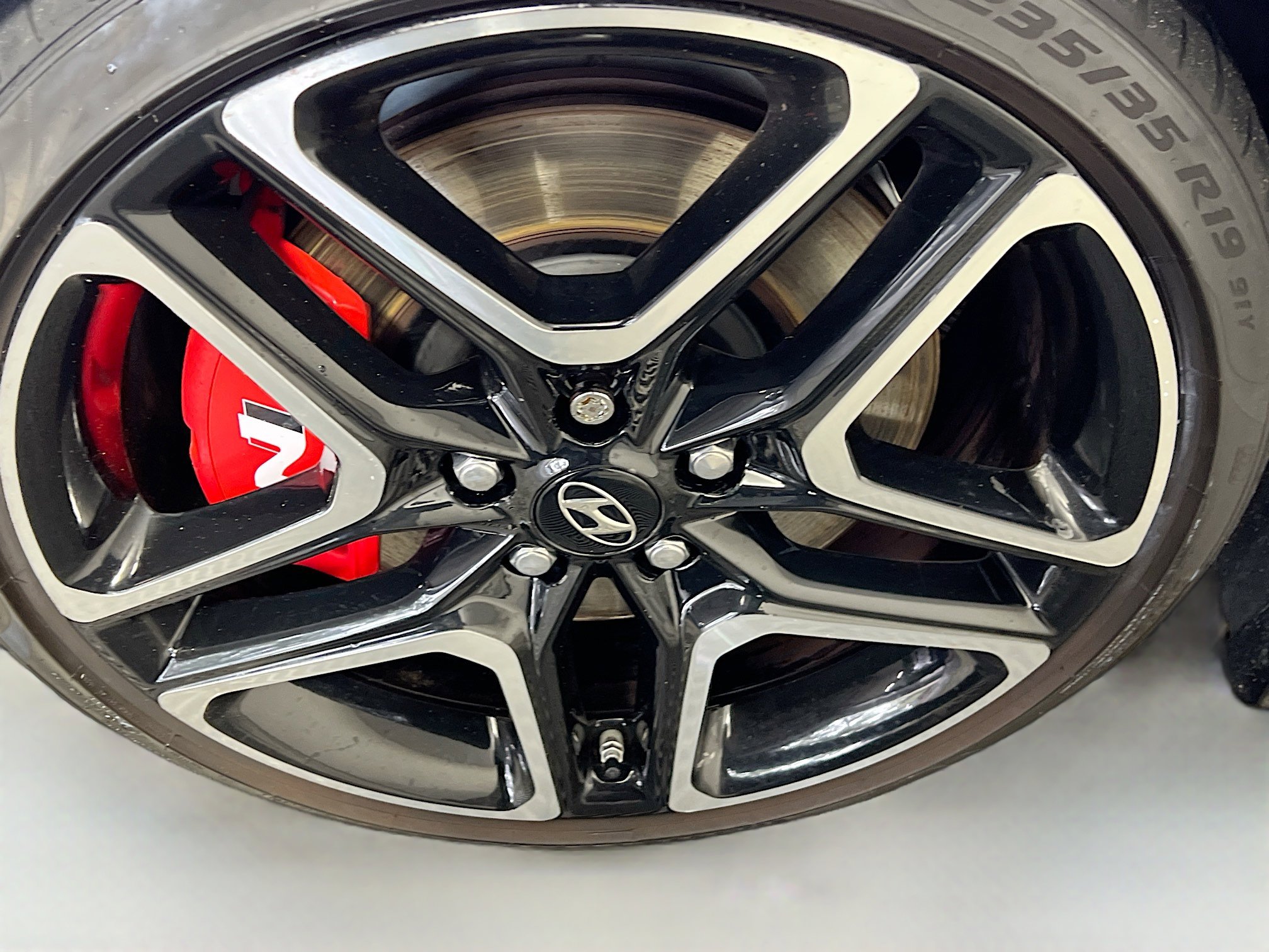 Used 2019 Hyundai Veloster N N w/ Performance Package image 14