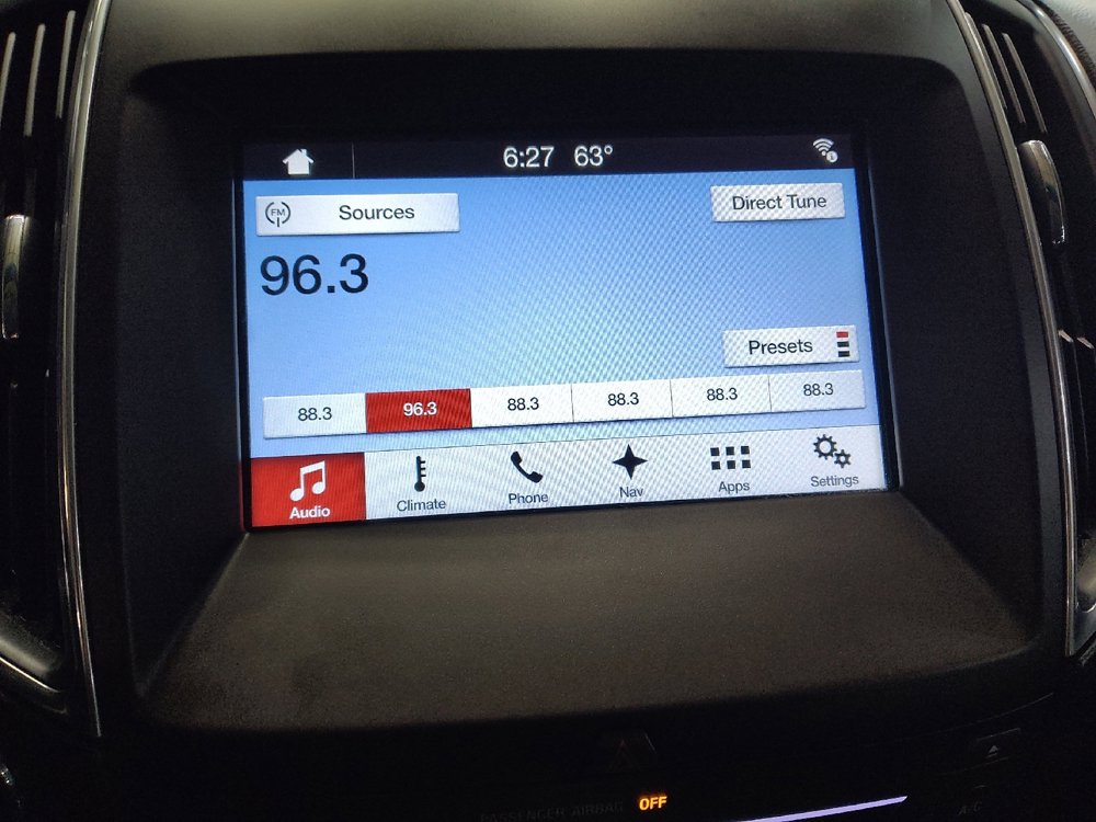 Used 2017 Ford Edge Titanium w/ Technology Package image 25