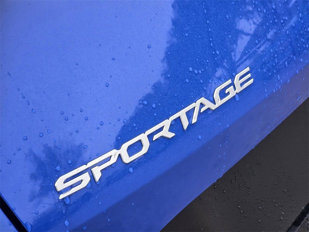 New 2026 Kia Sportage EX FWD image 8