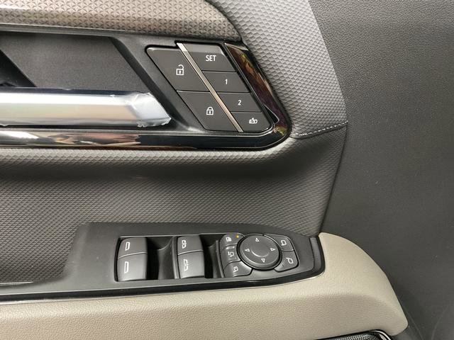 New 2026 Chevrolet Silverado 2500 ZR2 w/ LPO, Dark Essentials Package AWD/4WD image 12