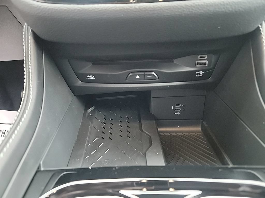 New 2026 Chrysler Pacifica Limited w/ Uconnect Theater Family Group AWD/4WD image 14