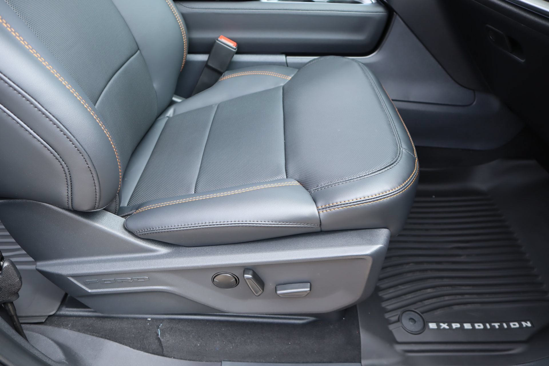 New 2026 Ford Expedition Tremor AWD/4WD image 16