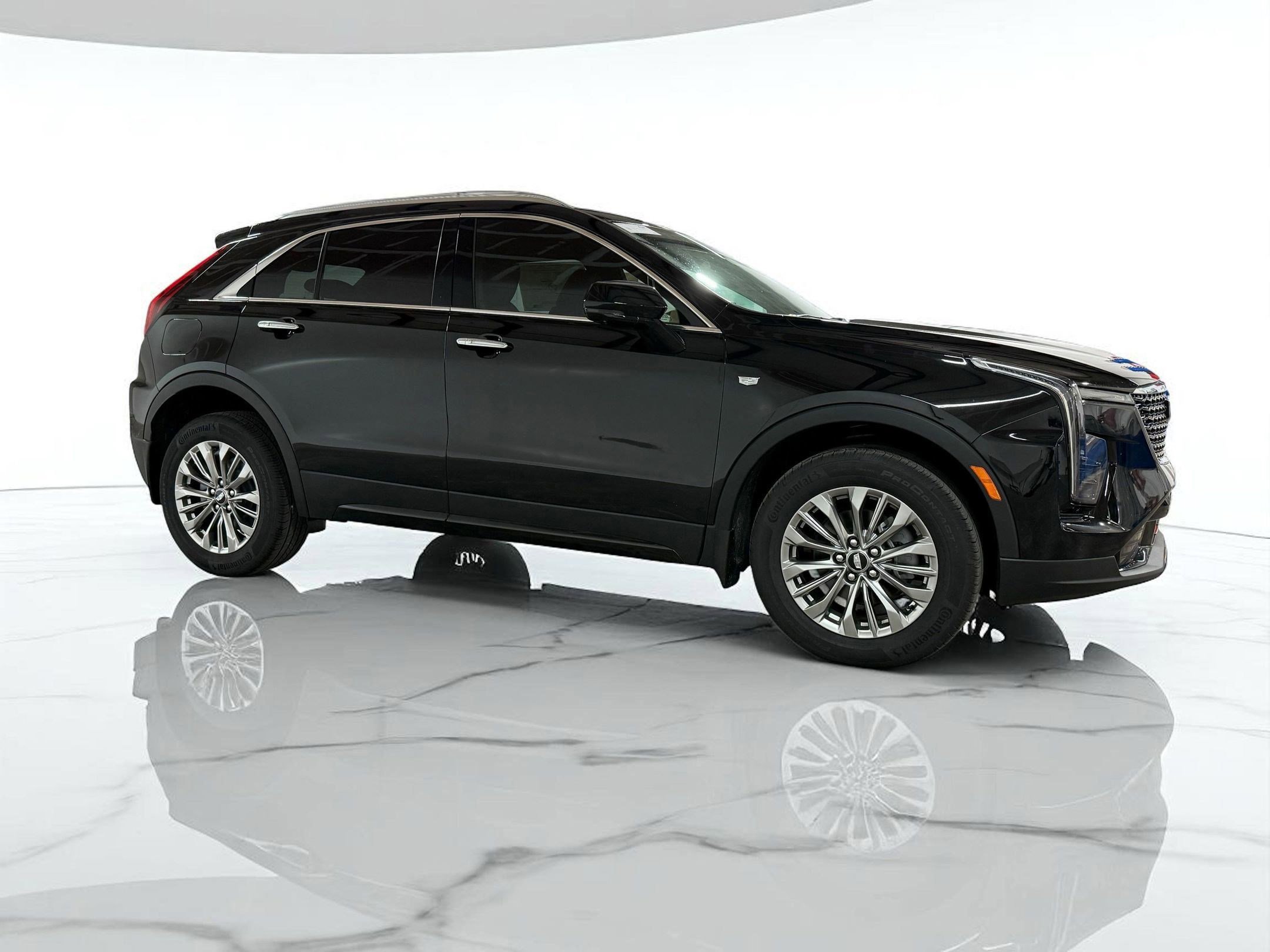New 2025 Cadillac XT4 Premium Luxury image 6