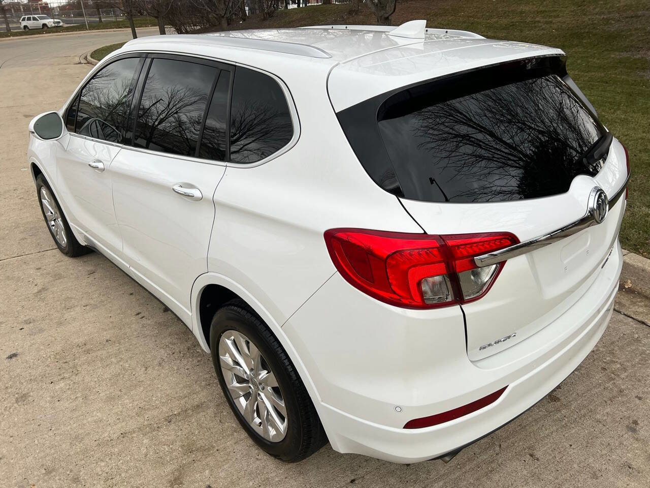 Used 2017 Buick Envision Essence FWD image 16