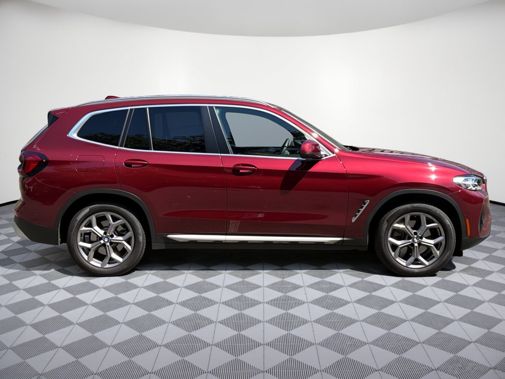 Certified 2024 BMW X3 xDrive30i w/ Premium Package AWD/4WD image 7