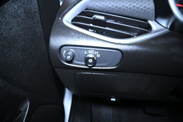 Used 2024 Chevrolet Malibu LT image 39