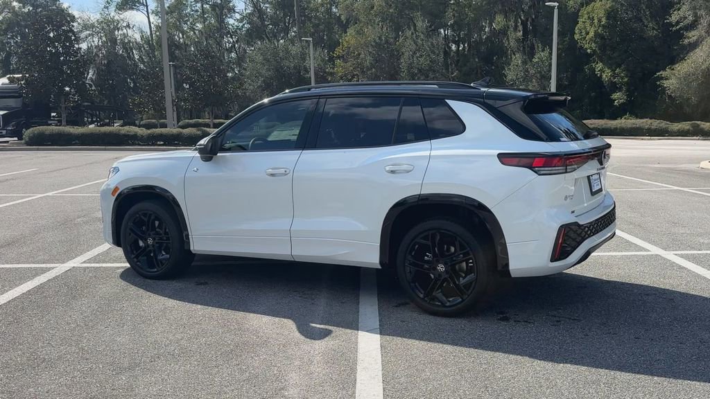 New 2026 Volkswagen Tiguan SE R-Line image 6