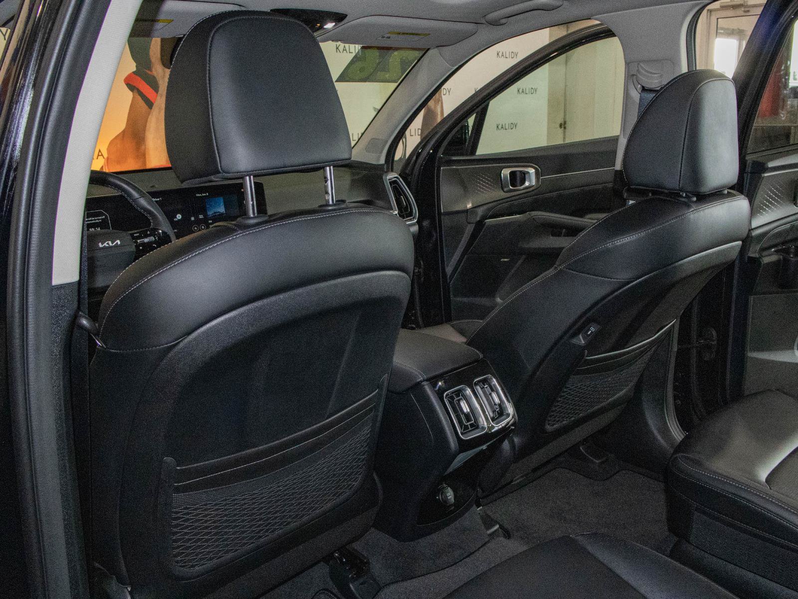 Used 2026 Kia Sorento SX FWD image 10