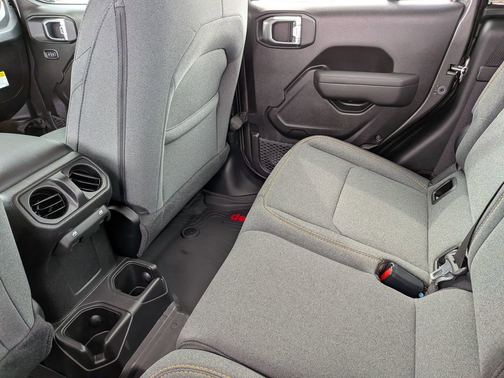 New 2026 Jeep Gladiator Sport AWD/4WD image 28