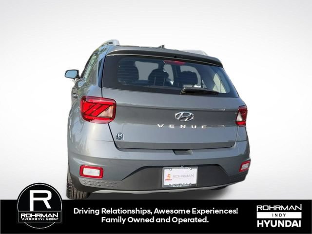 New 2026 Hyundai Venue SEL FWD image 8