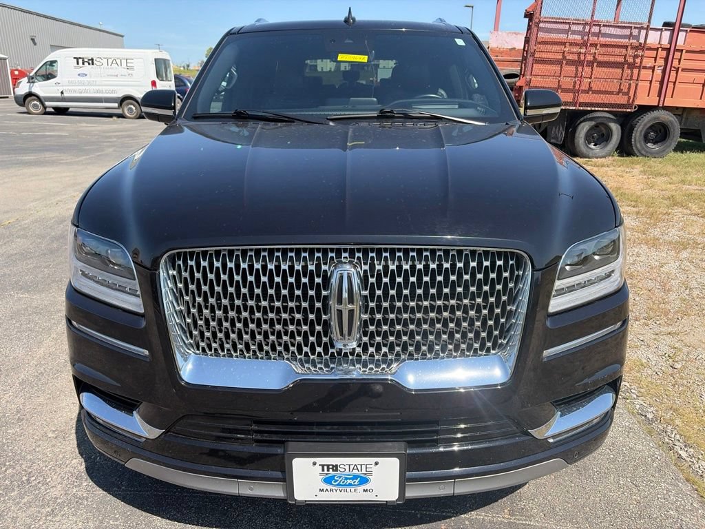 Used 2020 Lincoln Navigator Reserve w/ Luxury Package AWD/4WD image 2
