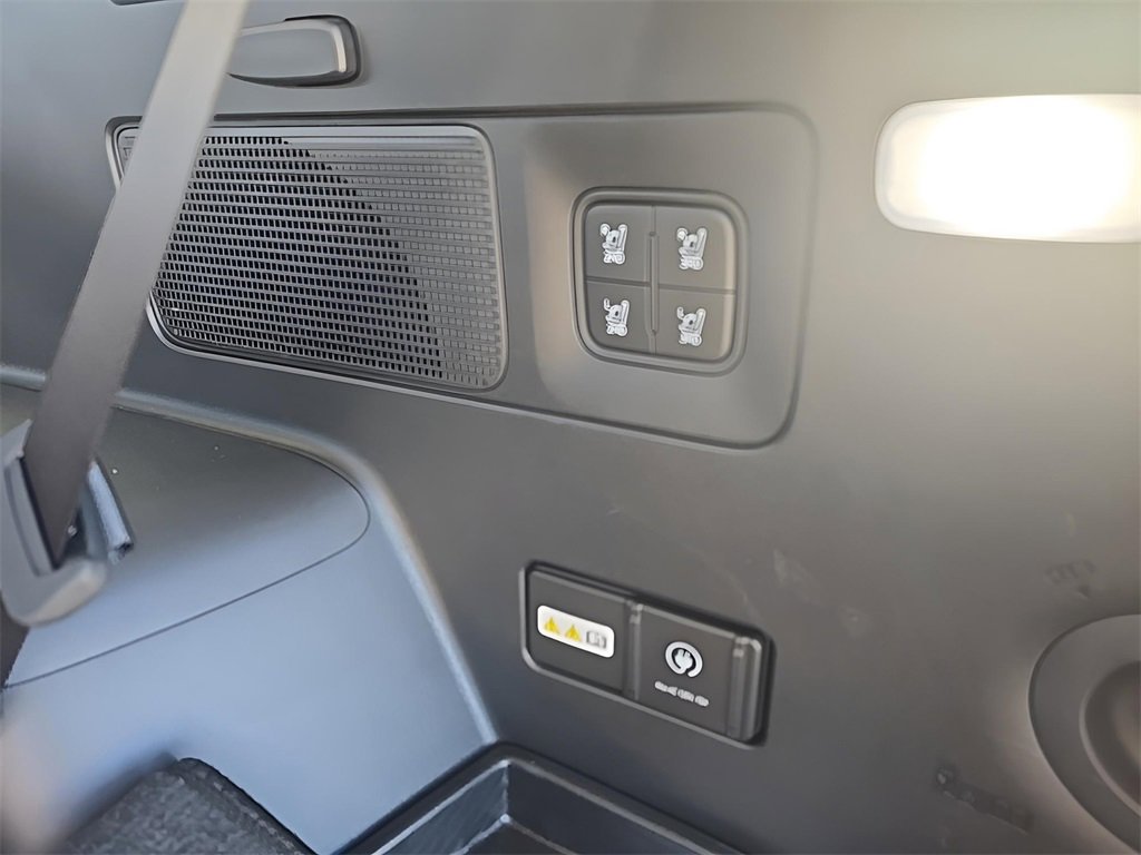 New 2026 Hyundai Ioniq 9 Limited image 29