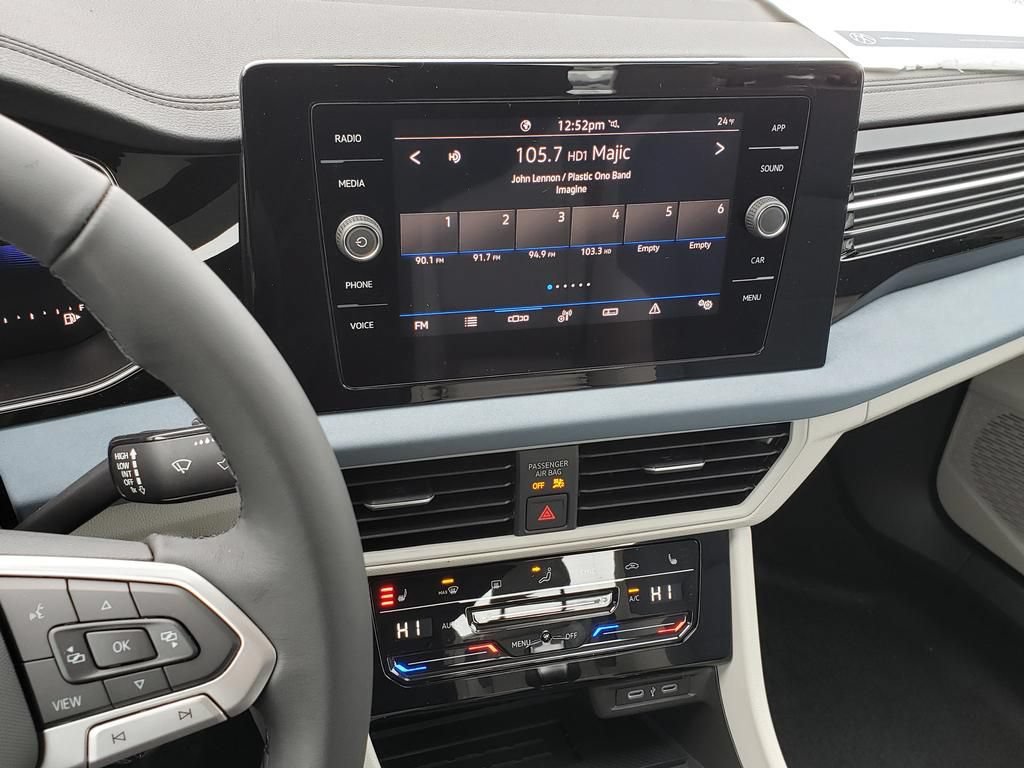 New 2026 Volkswagen Jetta SE FWD image 11