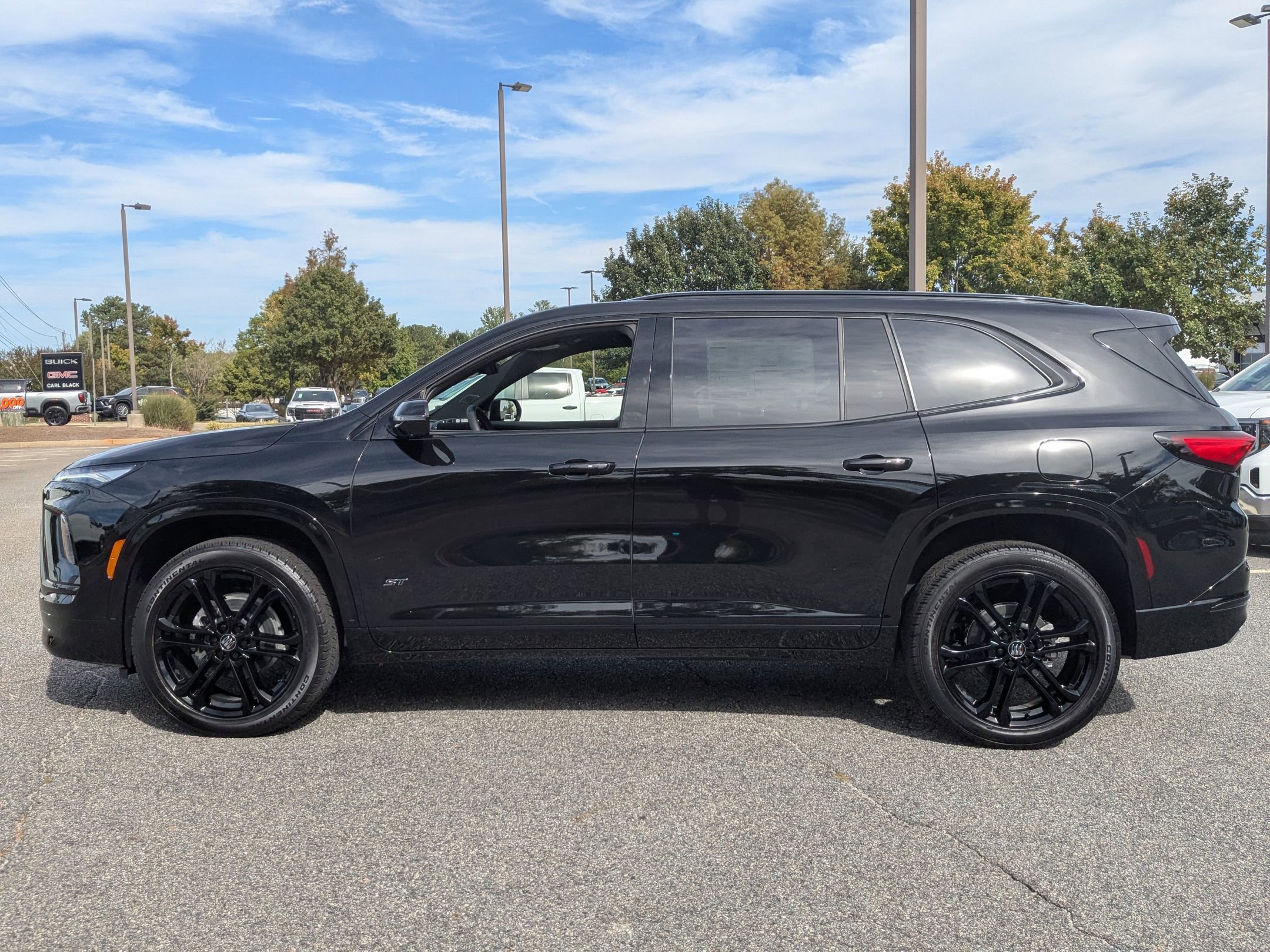 New 2026 Buick Enclave Sport Touring w/ Power Package image 2