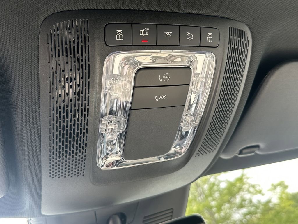 Certified 2025 Mercedes-Benz GLA 250 4MATIC image 33