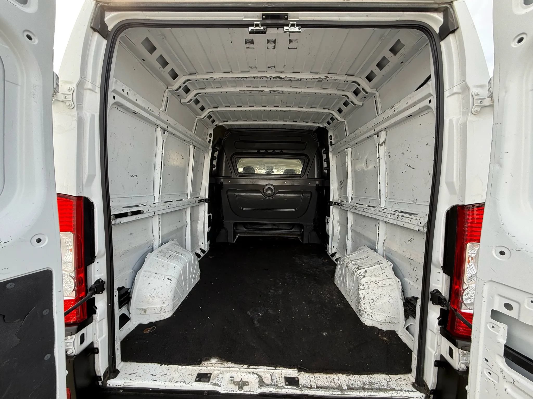 Used 2021 RAM ProMaster 2500 FWD image 29