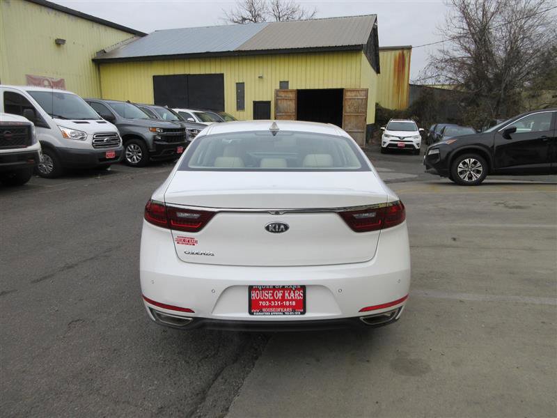 Used 2019 Kia Cadenza Premium image 4
