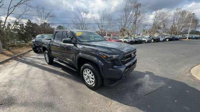 Used 2024 Toyota Tacoma SR5 image 3