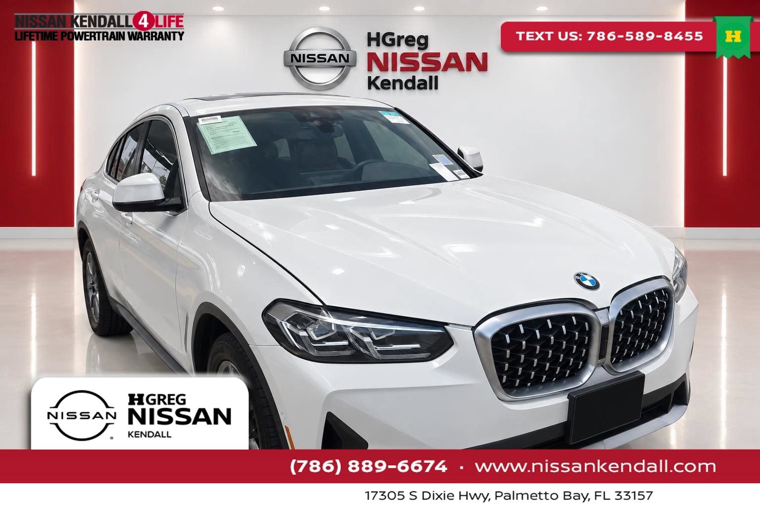 Used 2022 BMW X4 xDrive30i w/ Parking Assistance Package AWD/4WD image 1