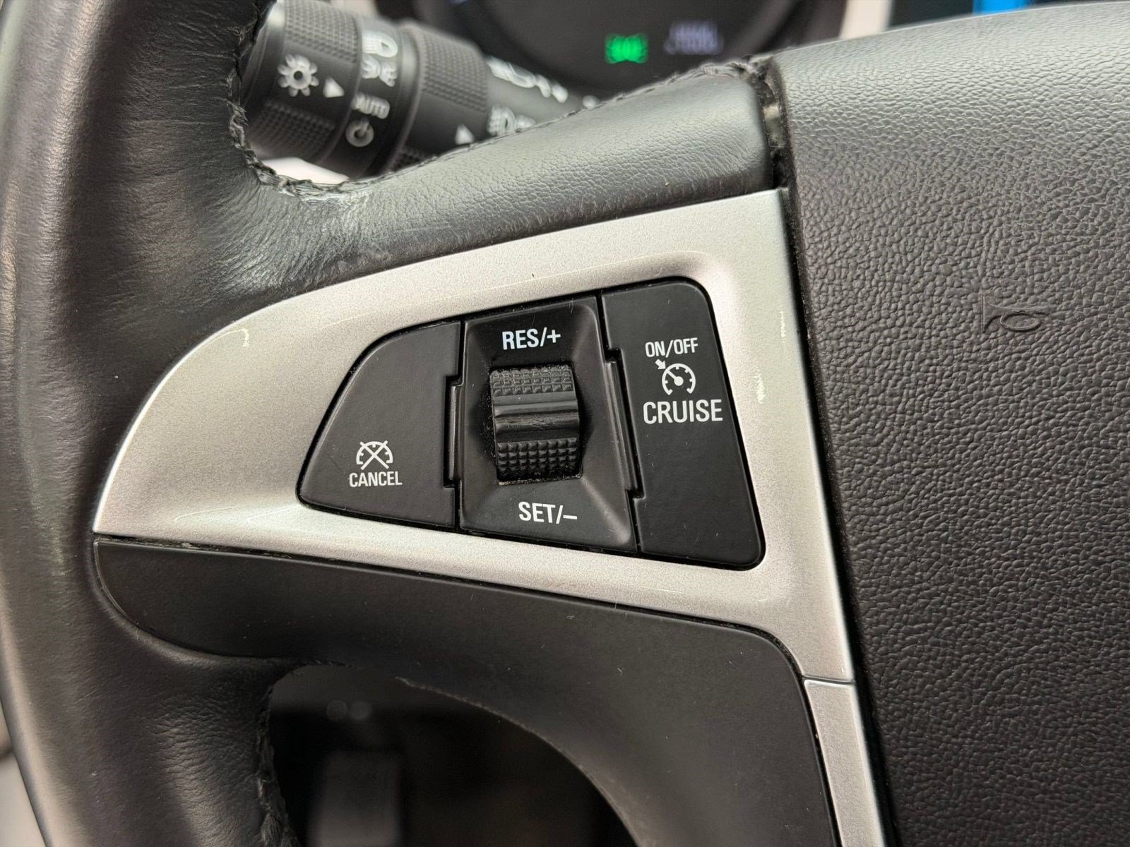 Used 2016 Chevrolet Equinox LTZ w/ Enhanced Convenience Package AWD/4WD image 21