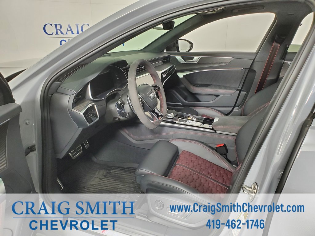 Used 2025 Audi RS 6 performance image 41