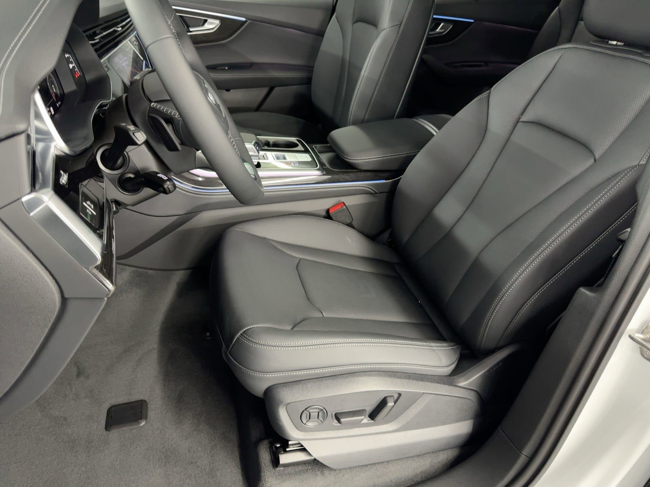 New 2026 Audi Q7 3.0T Premium Plus AWD/4WD image 5