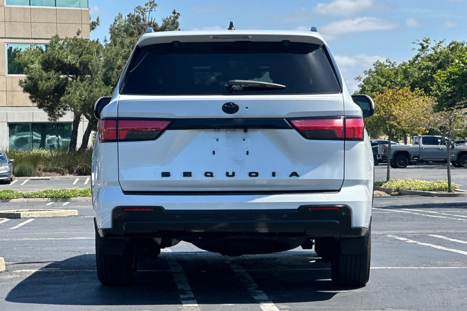 Used 2024 Toyota Sequoia Platinum image 5