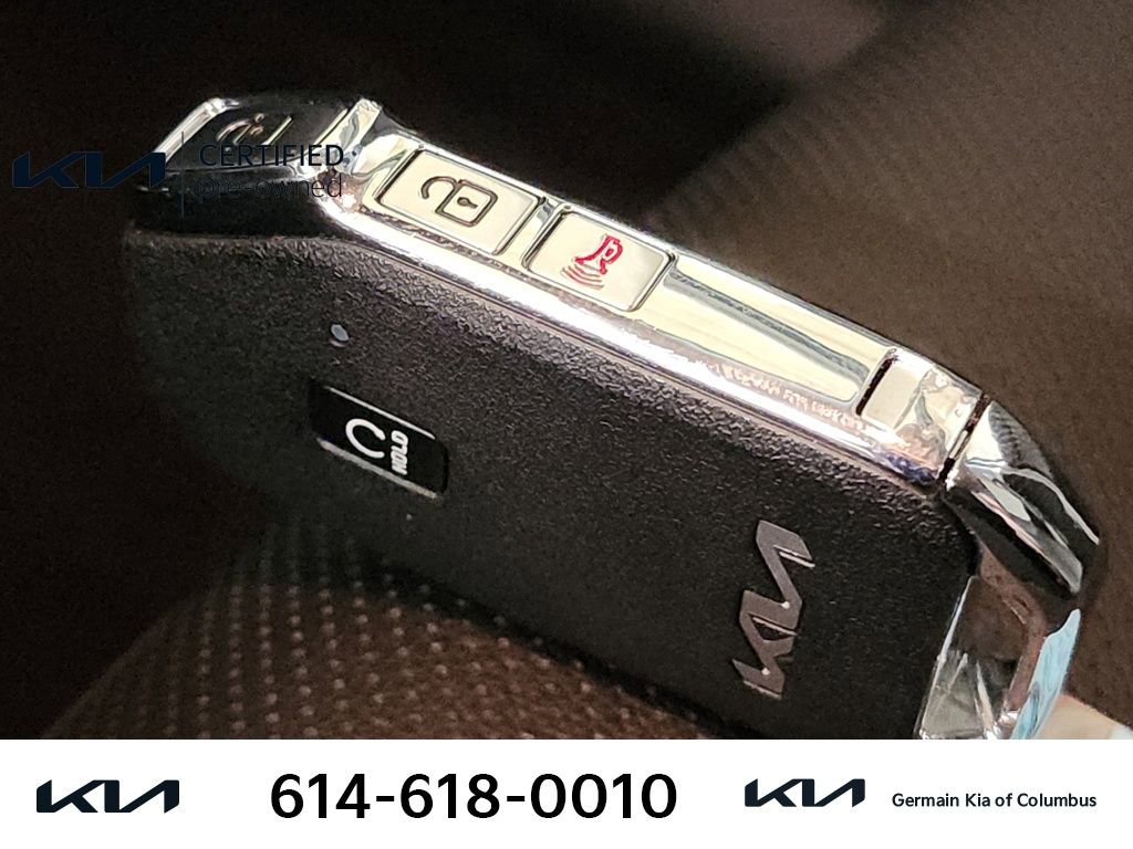 Certified 2025 Kia Sportage EX image 33