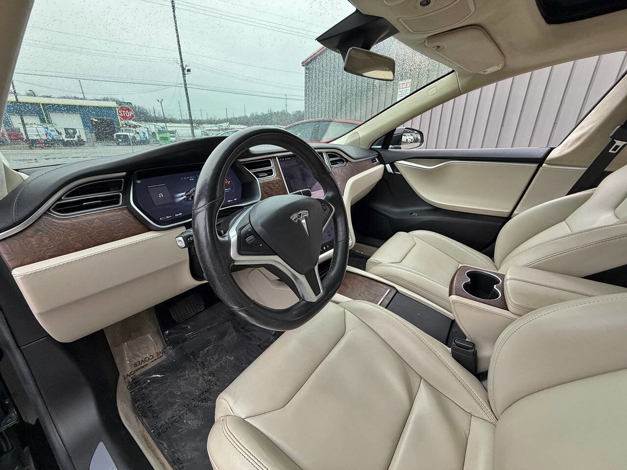 Used 2017 Tesla Model S 60 image 23