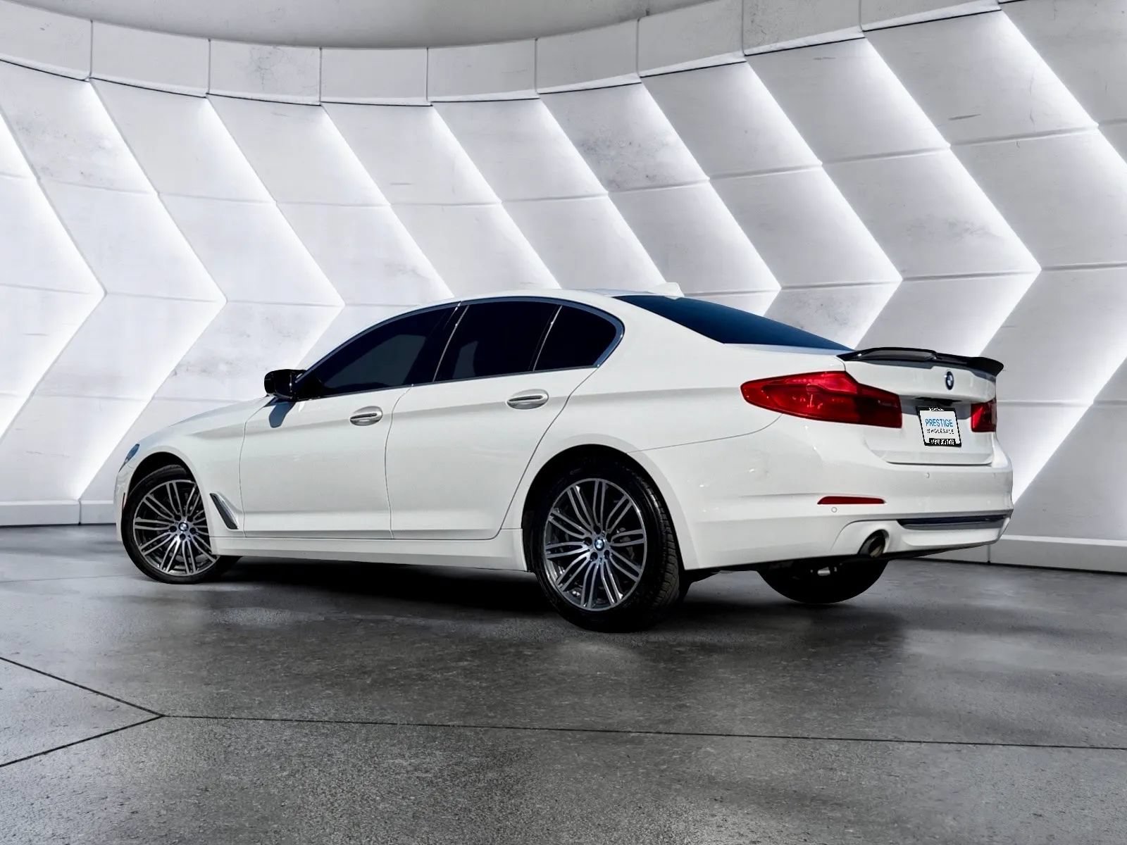 Used 2018 BMW 530i RWD image 6