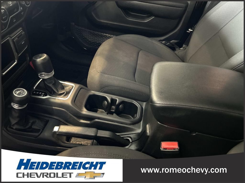 Used 2023 Jeep Wrangler Sport AWD/4WD image 28