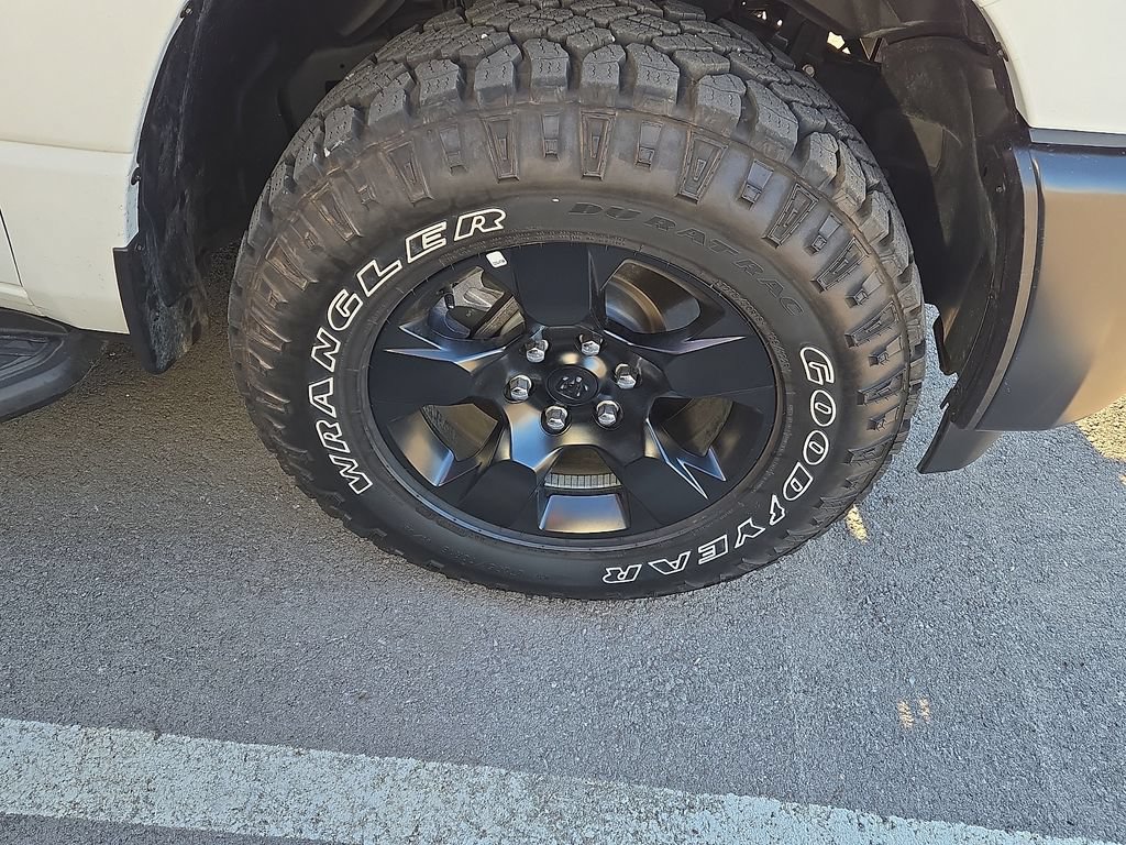 Used 2025 RAM 1500 Classic Warlock AWD/4WD image 5
