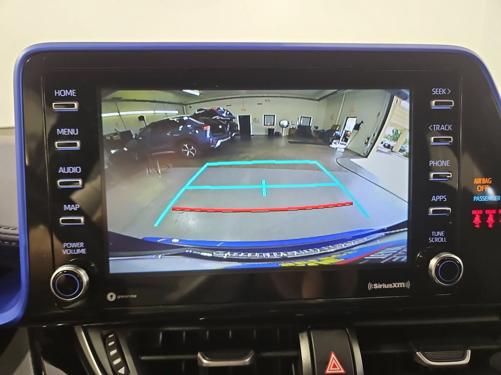 Used 2022 Toyota C-HR XLE FWD image 21