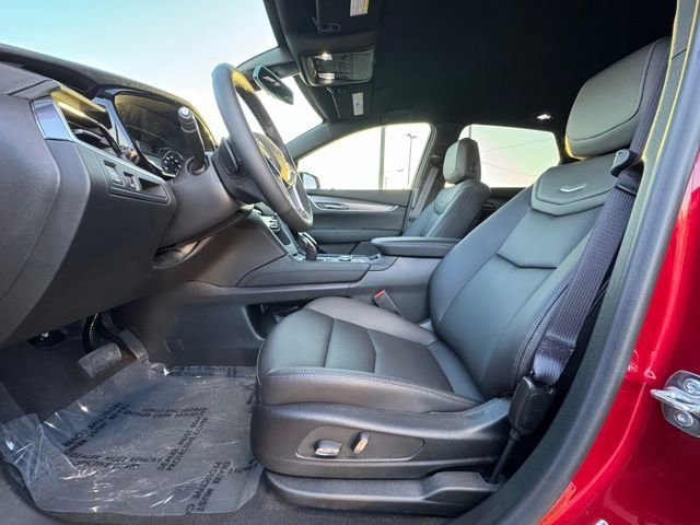 New 2025 Cadillac XT5 Luxury FWD image 22