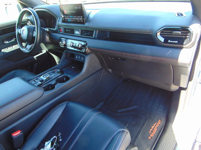 Certified 2024 Honda Pilot TrailSport image 26